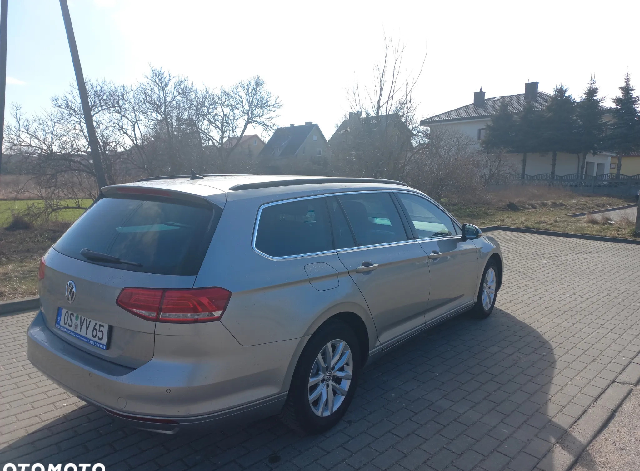 Volkswagen Passat cena 57900 przebieg: 189000, rok produkcji 2015 z Mława małe 154